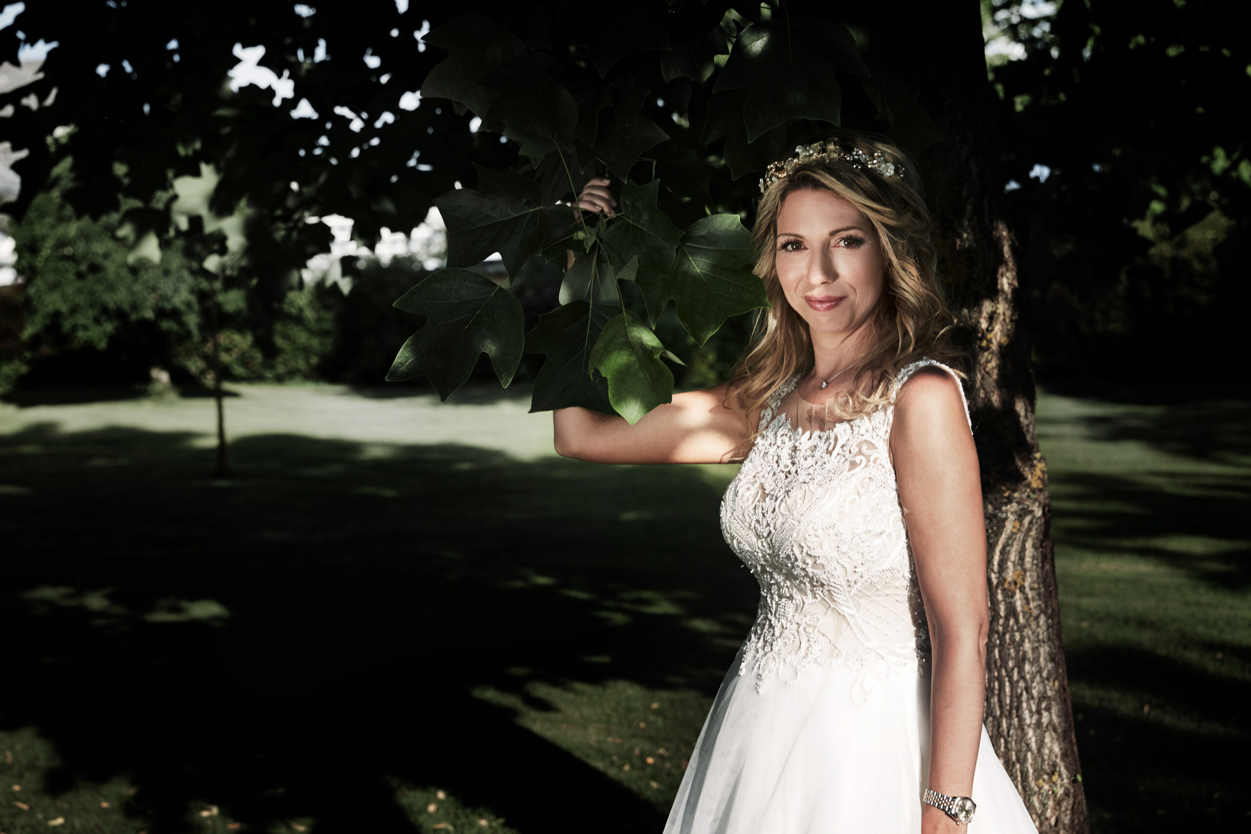Wedding with church and lake – image 4